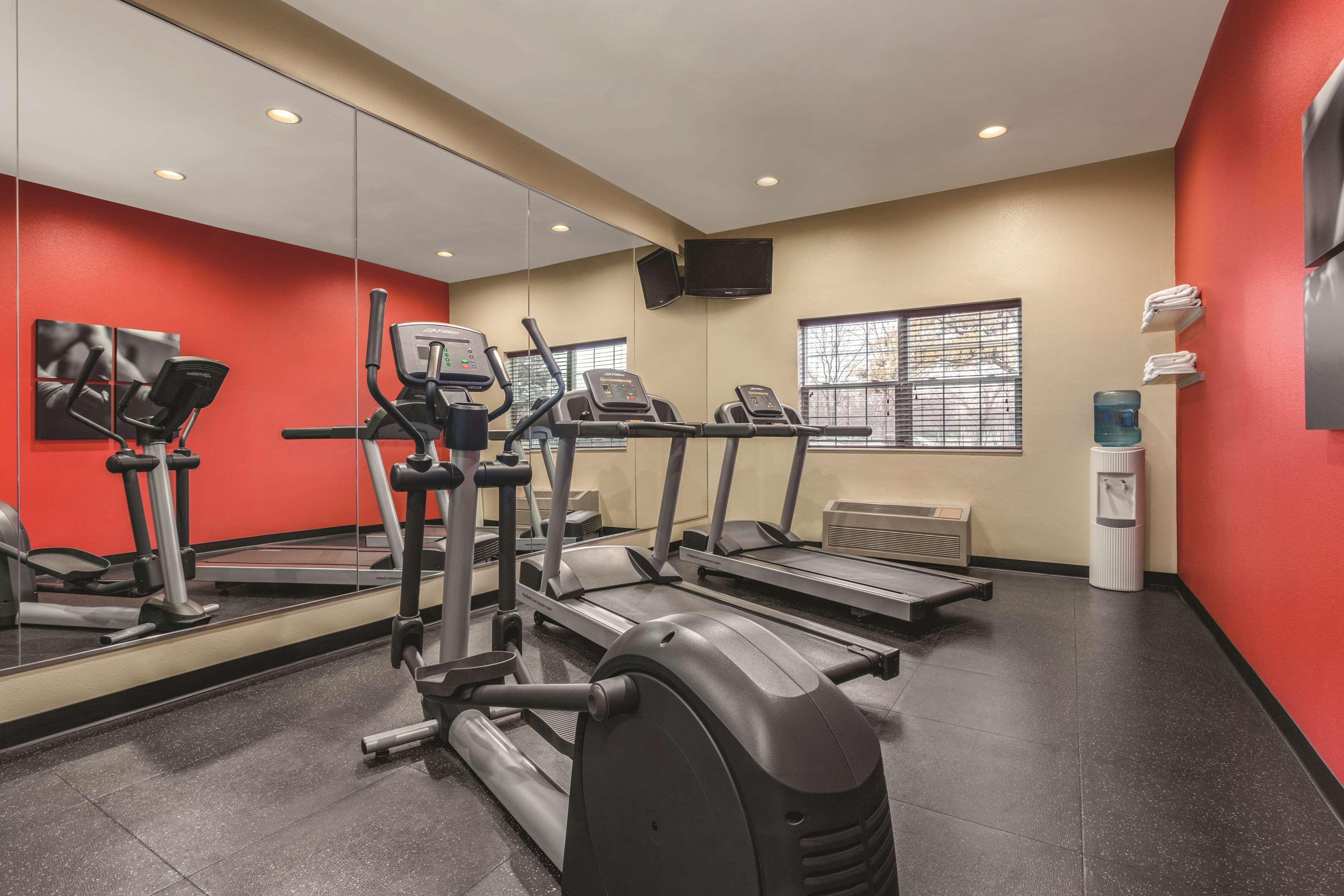 Country Inn & Suites By Radisson, Dakota Dunes, Sd Ngoại thất bức ảnh