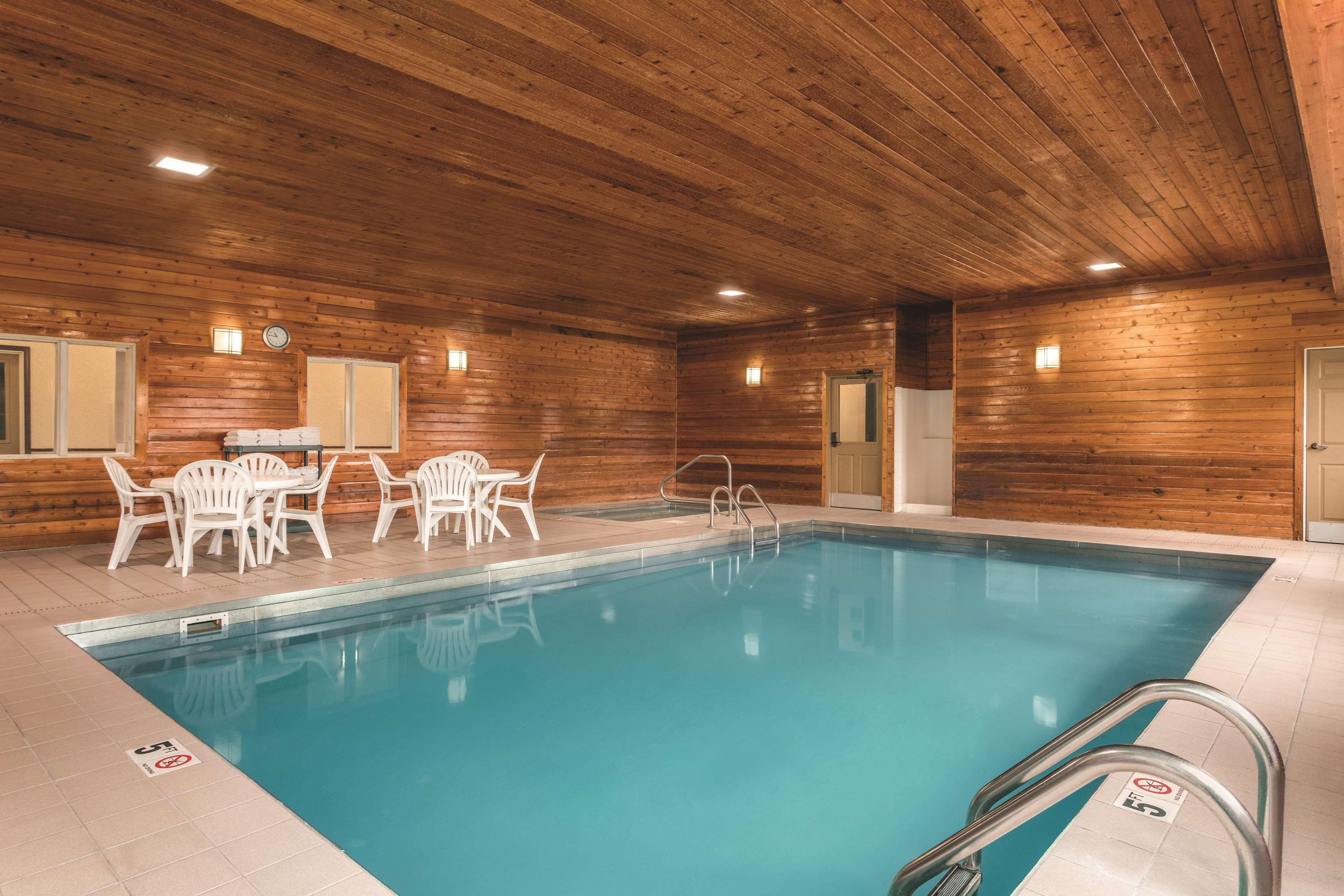 Country Inn & Suites By Radisson, Dakota Dunes, Sd Ngoại thất bức ảnh